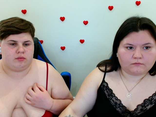 BeckyAndEllen live cam on BongaCams