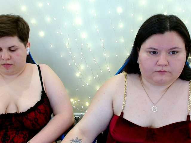beckyandellen live sex show