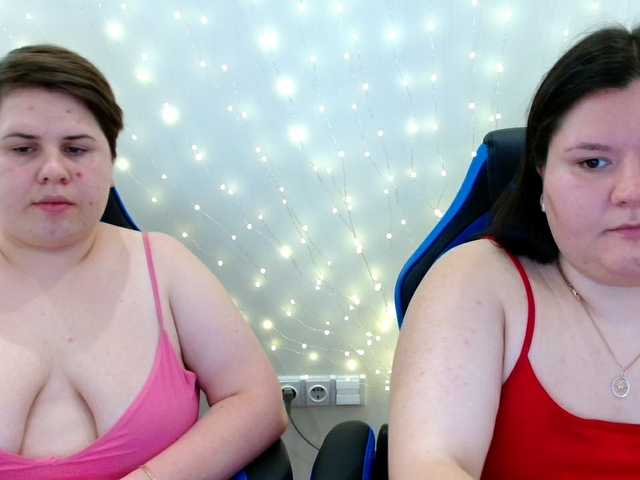BeckyAndEllen live cam on BongaCams