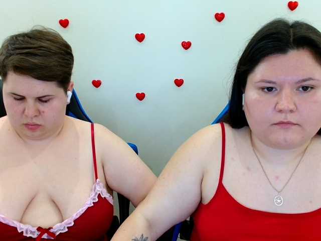 BeckyAndEllen live cam preview