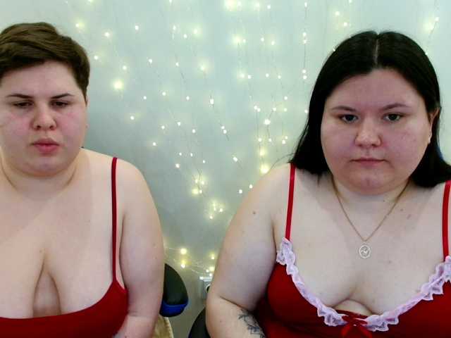 BeckyAndEllen's BongaCams show and profile