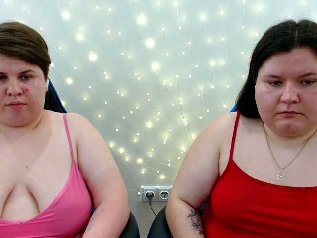 BeckyAndEllen live cam on BongaCams