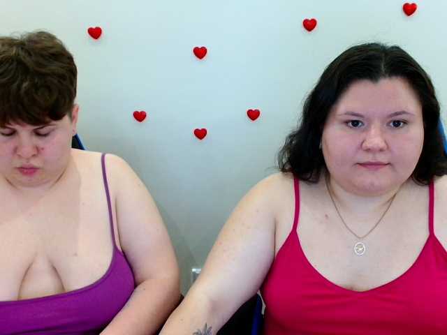 BeckyAndEllen live cam on BongaCams