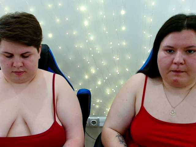 BeckyAndEllen live cam on UnifiedCams