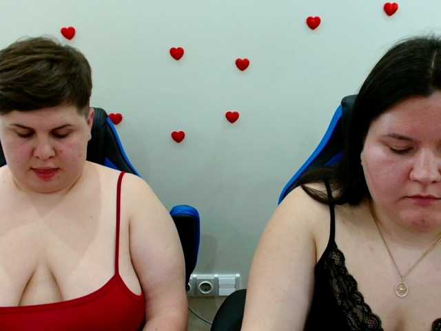 BeckyAndEllen live cam preview
