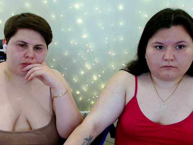 BeckyAndEllen live webcam show