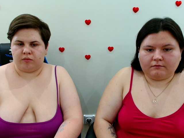 BeckyAndEllen live cam on BongaCams