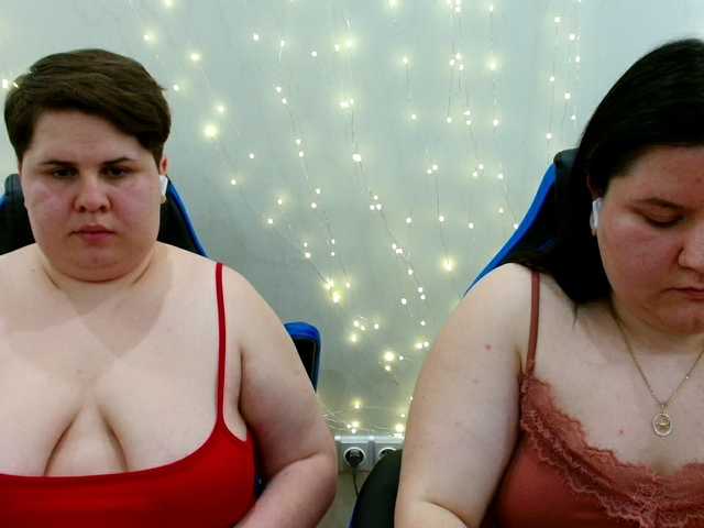BeckyAndEllen's BongaCams show and profile