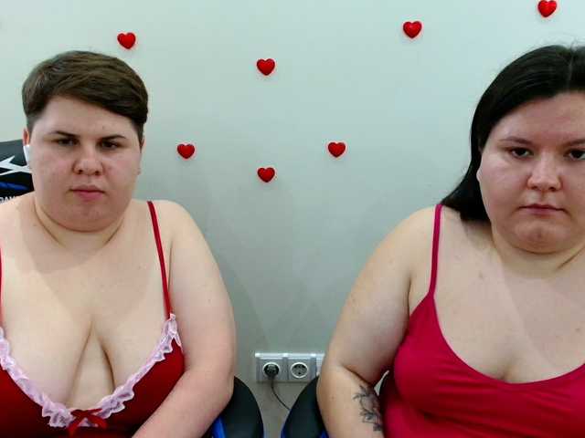 BeckyAndEllen live cam on BongaCams