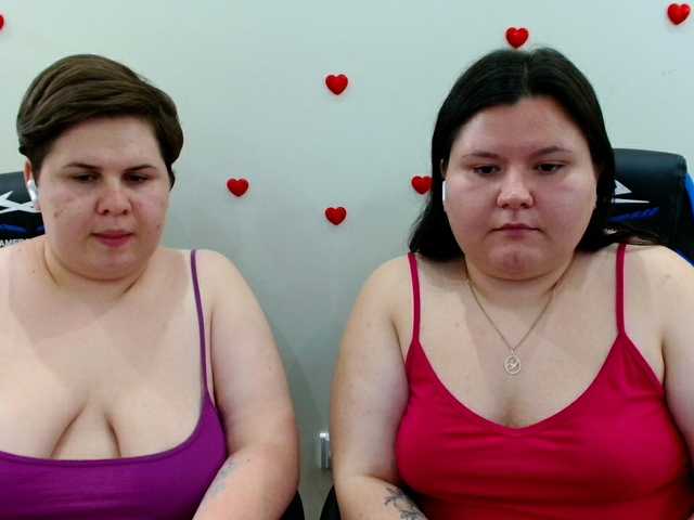 BeckyAndEllen live cam on BongaCams