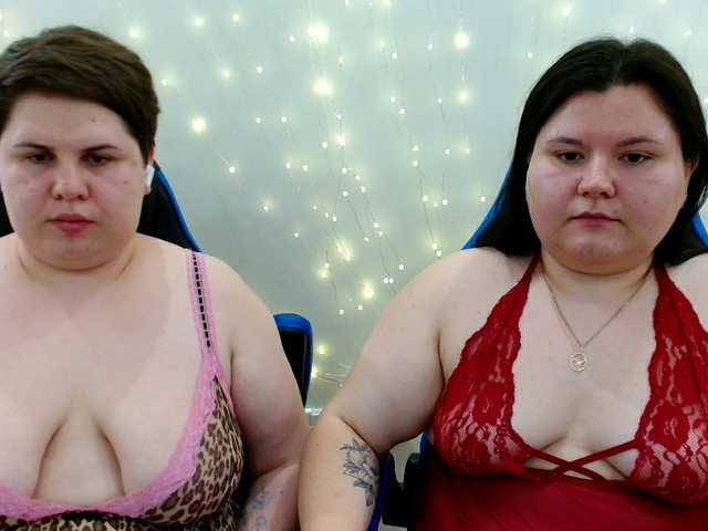 BeckyAndEllen live cam on BongaCams