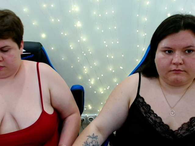 BeckyAndEllen live cam on BongaCams