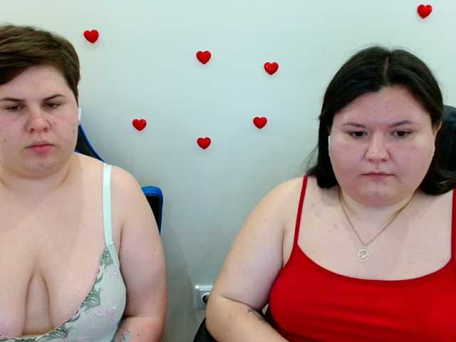 BeckyAndEllen live cam on BongaCams
