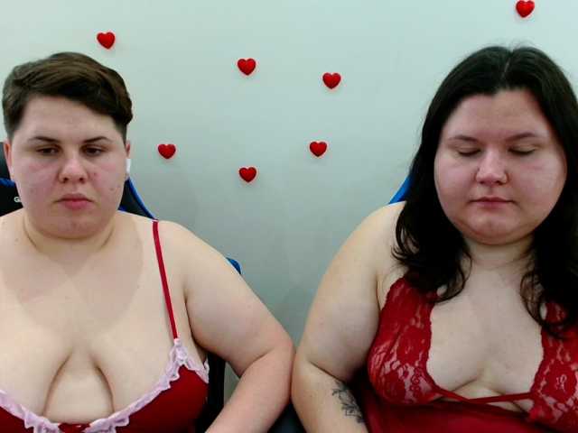 BeckyAndEllen live cam on BongaCams