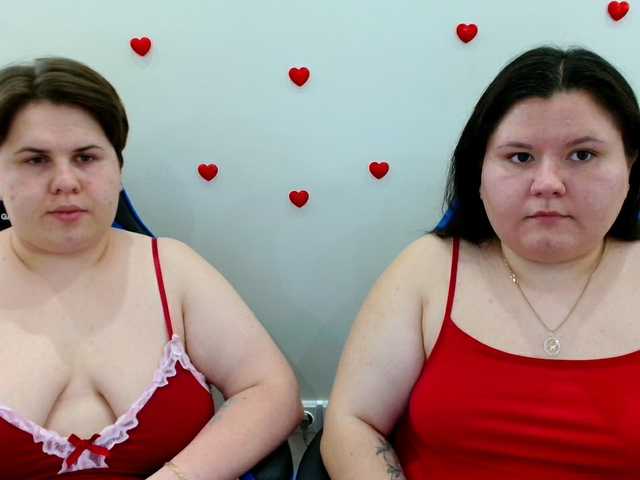BeckyAndEllen live cam on BongaCams