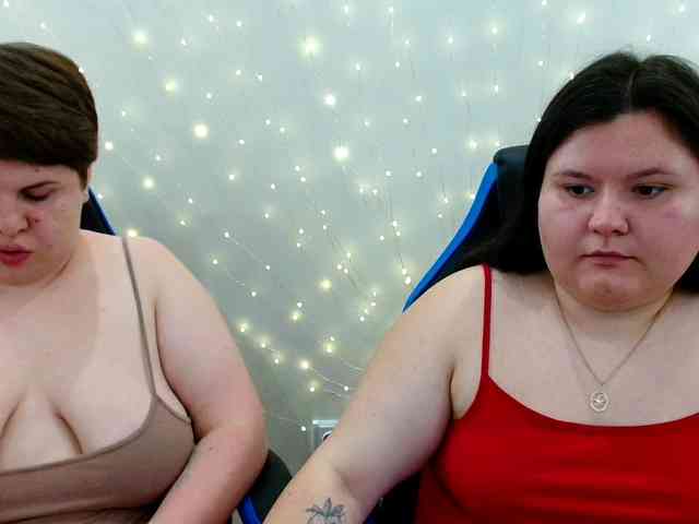 BeckyAndEllen webcam