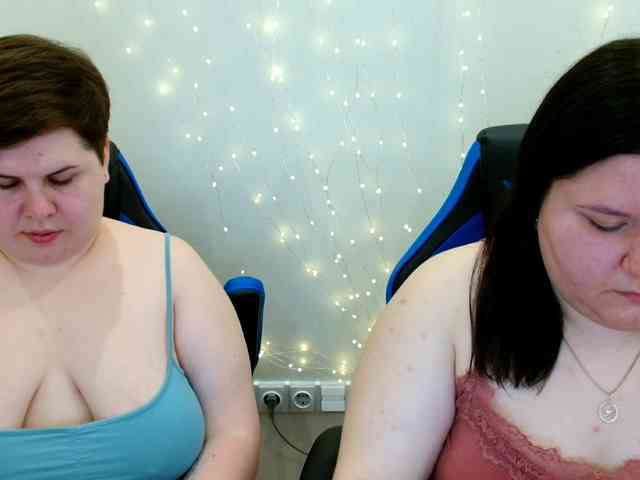BeckyAndEllen webcam