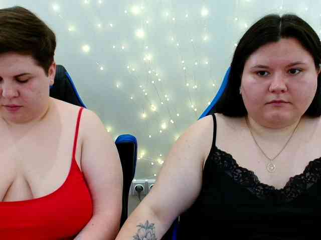 BeckyAndEllen webcam
