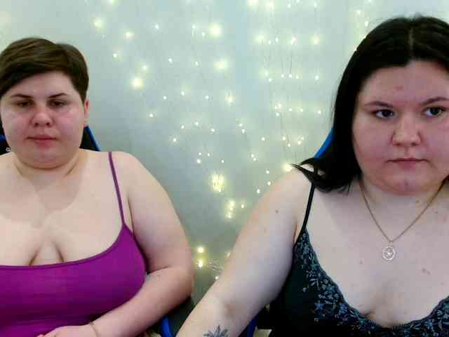 BeckyAndEllen webcam