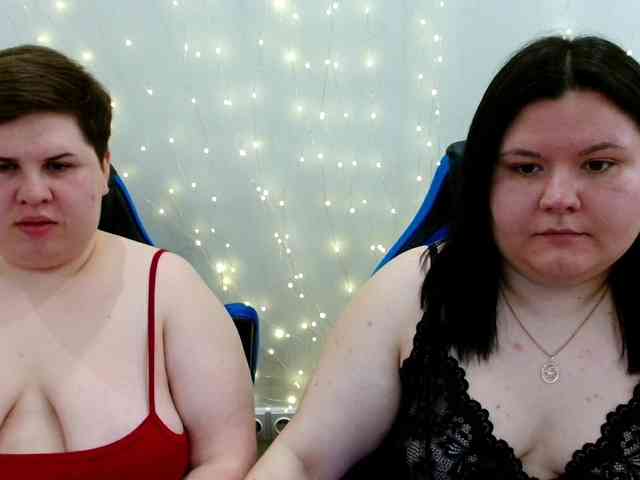 BeckyAndEllen webcam