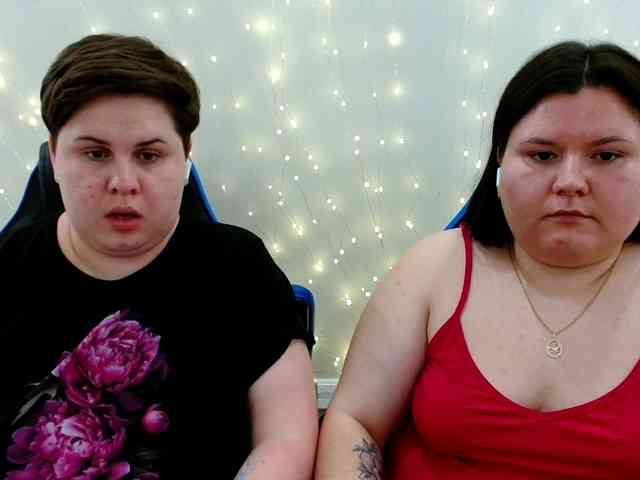 BeckyAndEllen webcam