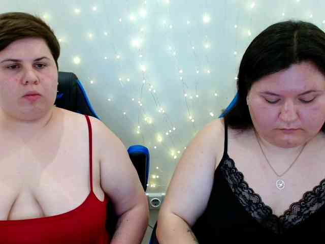 BeckyAndEllen webcam