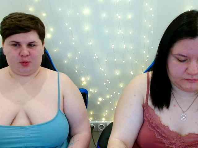 BeckyAndEllen webcam