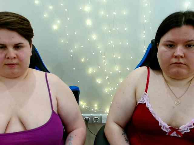 BeckyAndEllen webcam