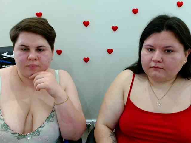 BeckyAndEllen webcam