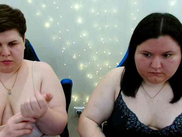 BeckyAndEllen webcam