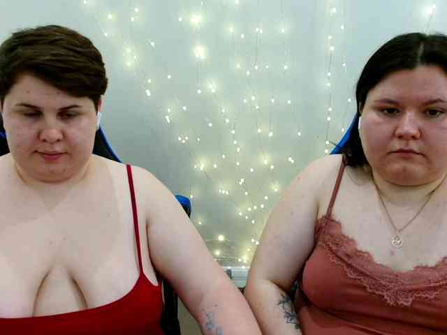 BeckyAndEllen webcam