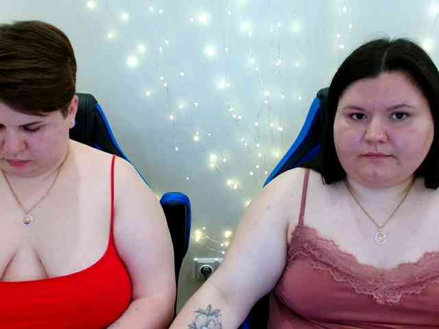 BeckyAndEllen webcam