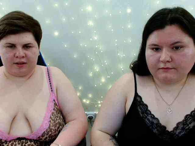 BeckyAndEllen webcam