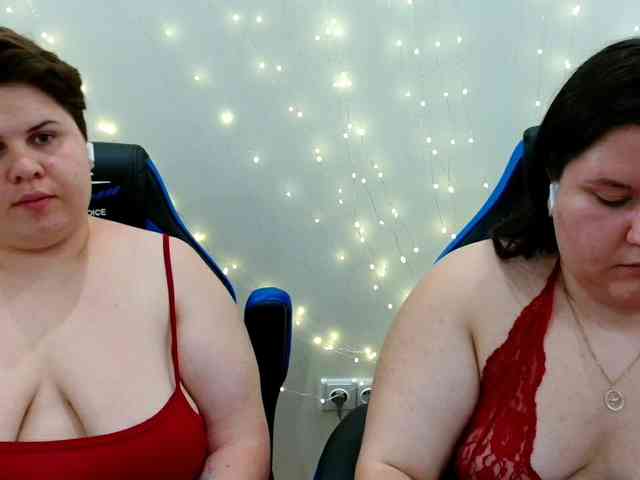 BeckyAndEllen webcam
