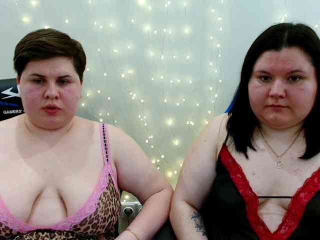 BeckyAndEllen webcam