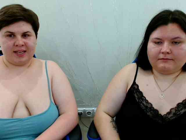BeckyAndEllen webcam