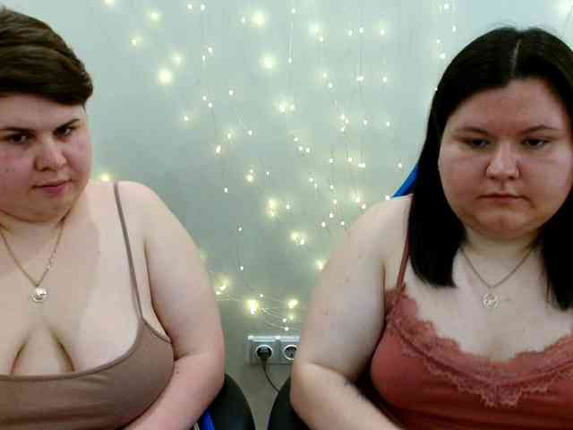BeckyAndEllen webcam