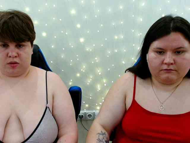 BeckyAndEllen webcam