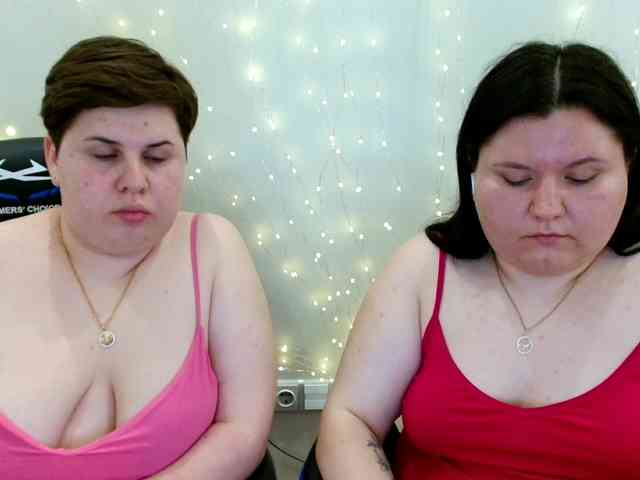BeckyAndEllen webcam