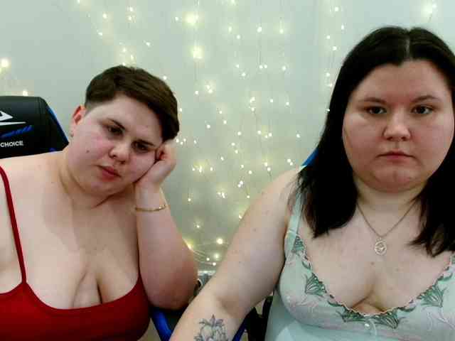 BeckyAndEllen webcam