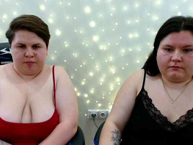 BeckyAndEllen webcam
