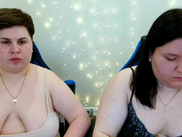 BeckyAndEllen webcam