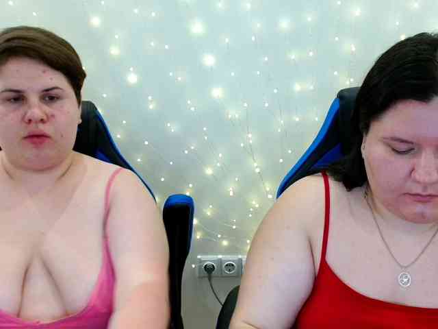 BeckyAndEllen webcam