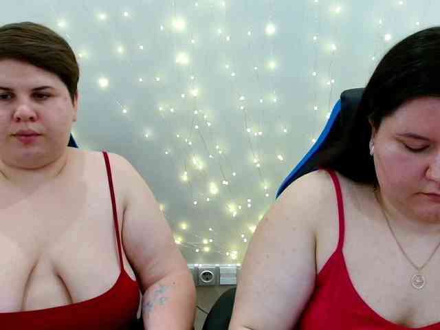 BeckyAndEllen webcam