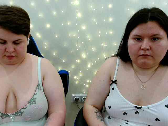 BeckyAndEllen webcam