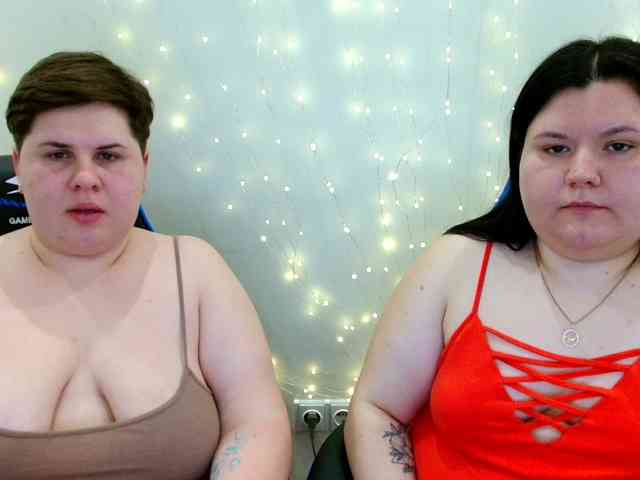 BeckyAndEllen webcam