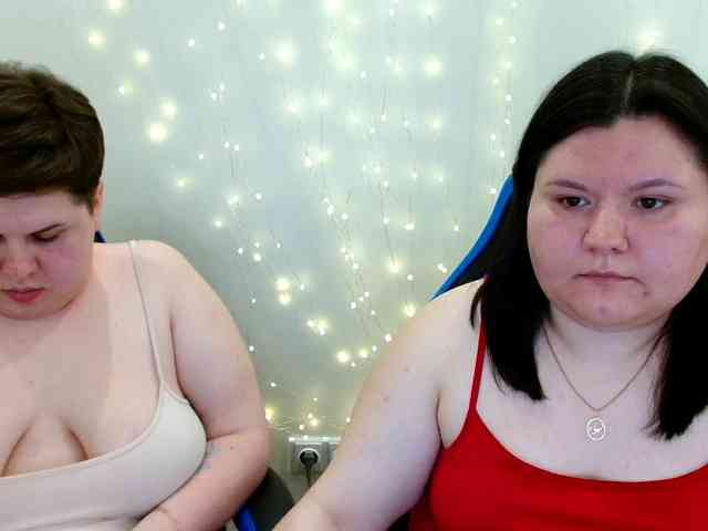 BeckyAndEllen webcam