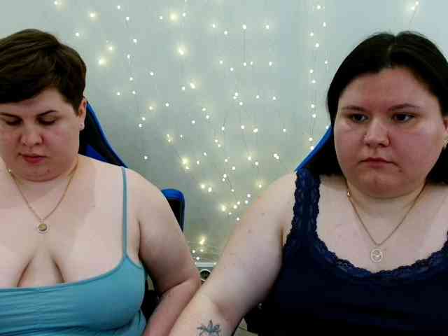 BeckyAndEllen webcam