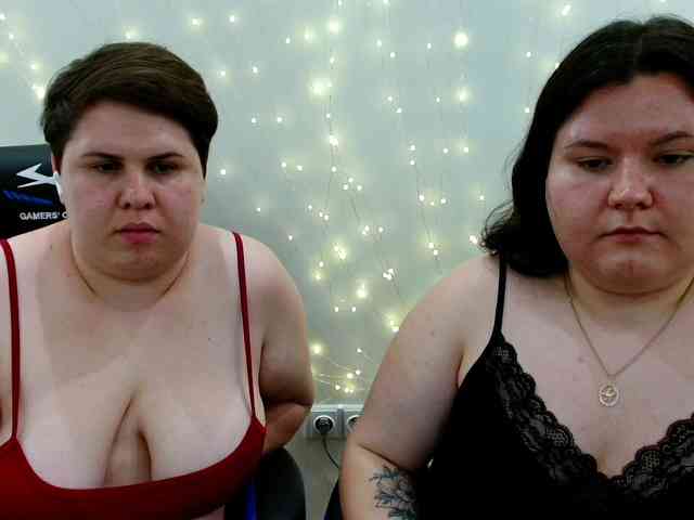 BeckyAndEllen webcam