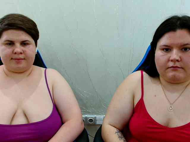 BeckyAndEllen webcam